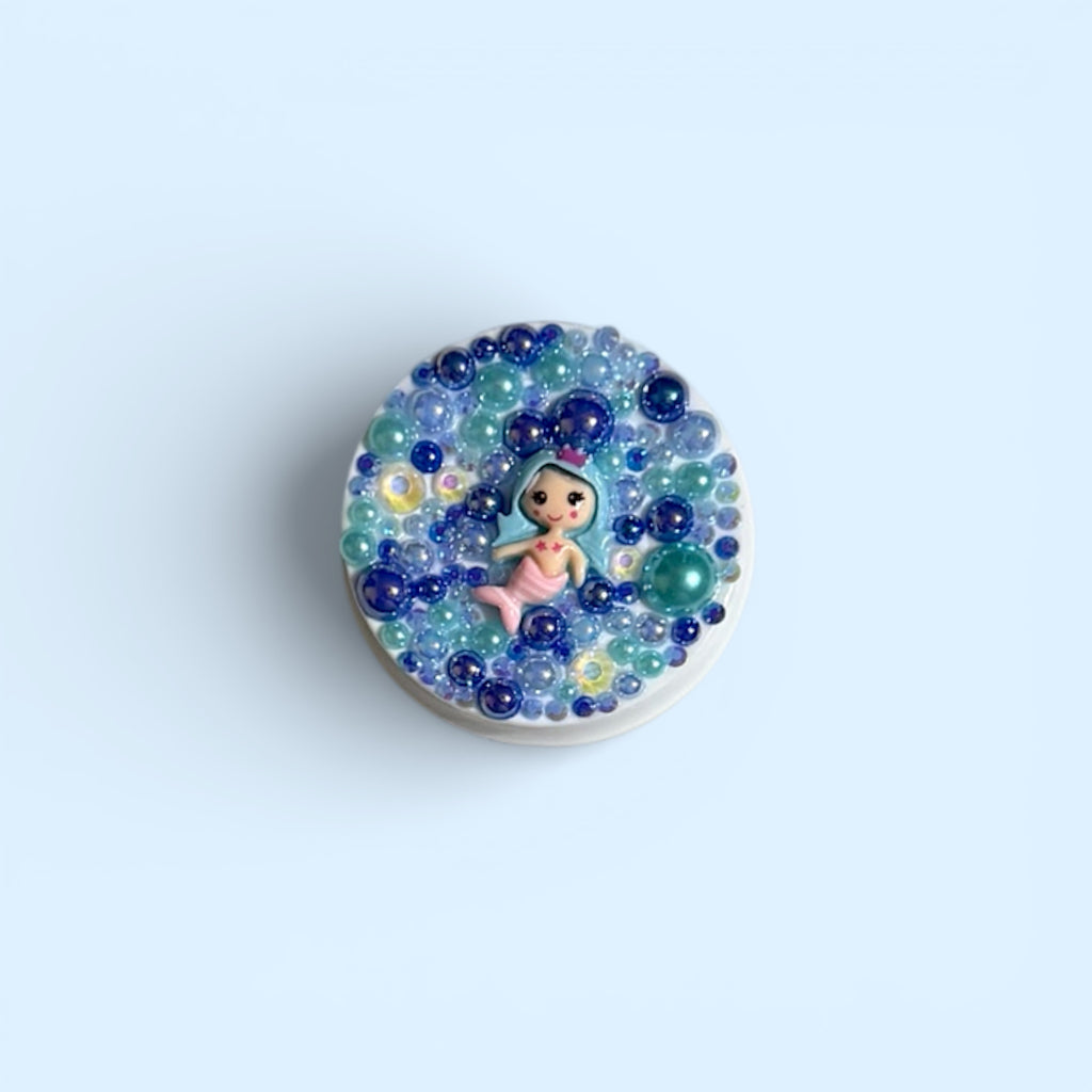 Blinged Finger Moisturizer Counter